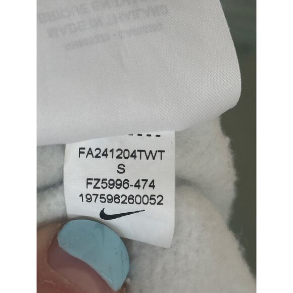 (S) $70 Nike Phoenix Fleece oversized high waist sweatpants in light blue - Picture 7 of 9